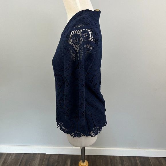 🌿4/$35🌿 BROCHURE Navy Blue Scoop Neck‎ Lace 3/4 Sleeve Blouse - Picture 4 of 7